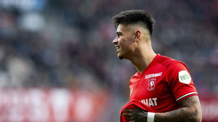 Mees Hilgers dan Twente Siap Berdiskusi Cari Solusi Bersama