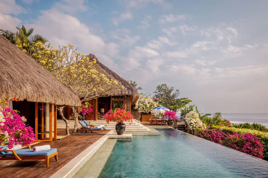 7 Hotel Terbaik di Indonesia dengan Fasilitas Mewah